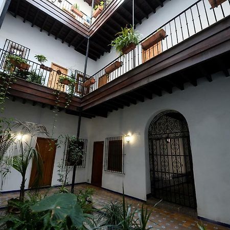 Apartamento Arenal Sevilla Bagian luar foto