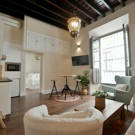Apartamento Arenal Sevilla Bagian luar foto