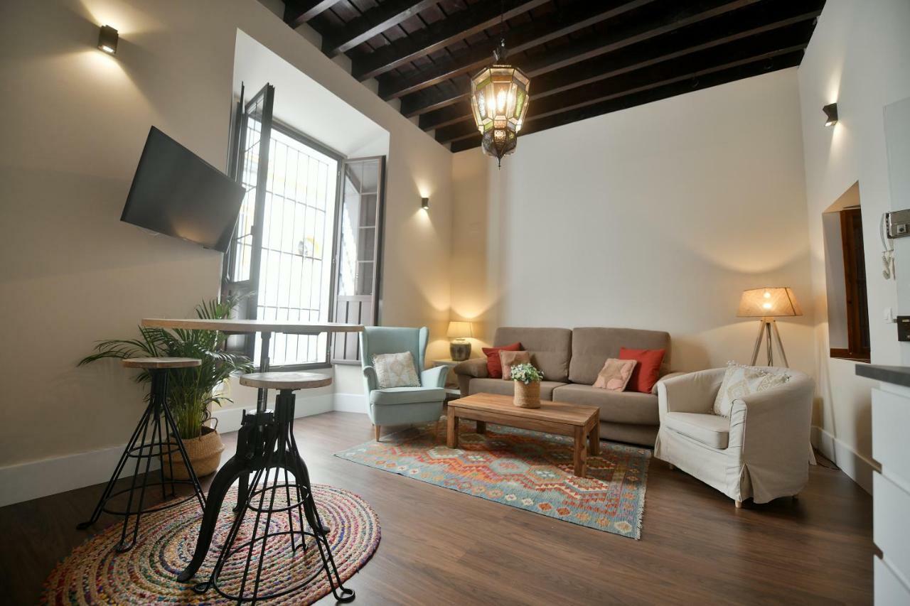 Apartamento Arenal Sevilla Bagian luar foto